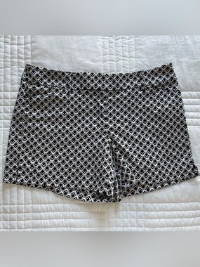 White House Black Market Black & White Geometric Dress Shorts